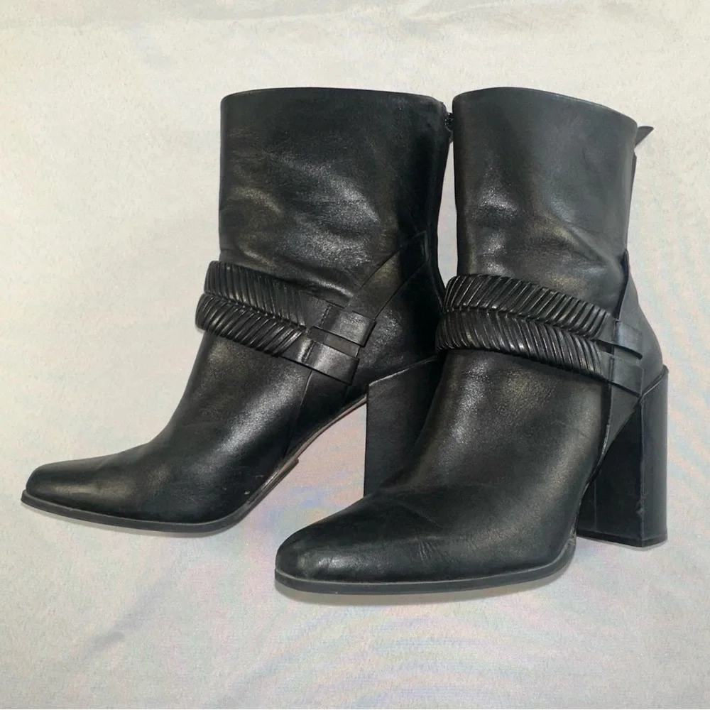 AD & DAUGHTERS Women's Size 7.5 Black Leather Declann Braided Chunky Heel Boot - Picture 4 of 15